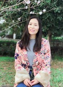 李花蕾 李花蕾