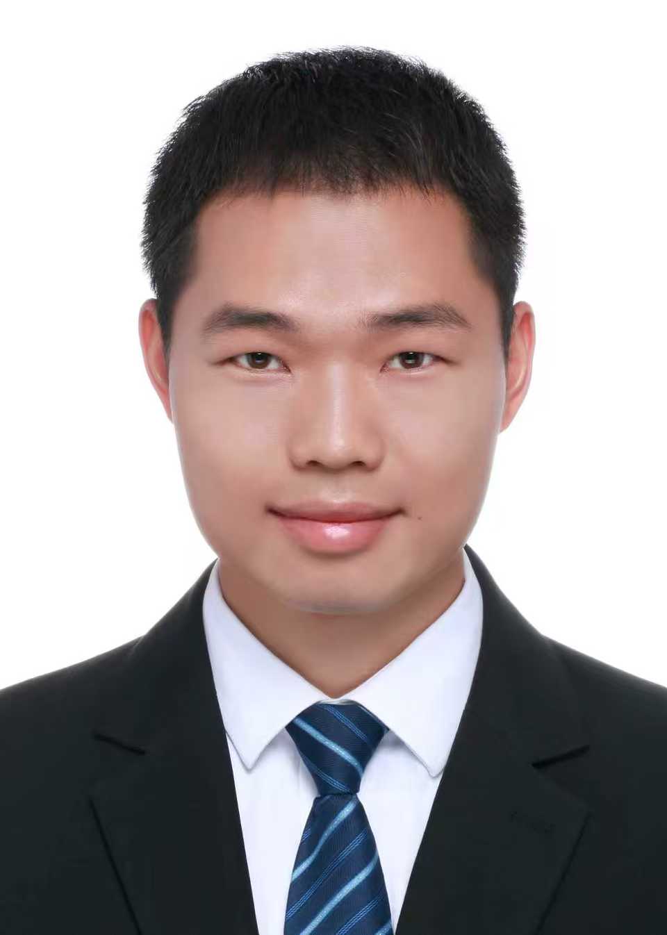 阳金辰 